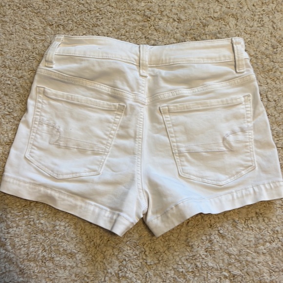 American Eagle Next Level Stretch high waisted white shorts - Picture 2 of 2